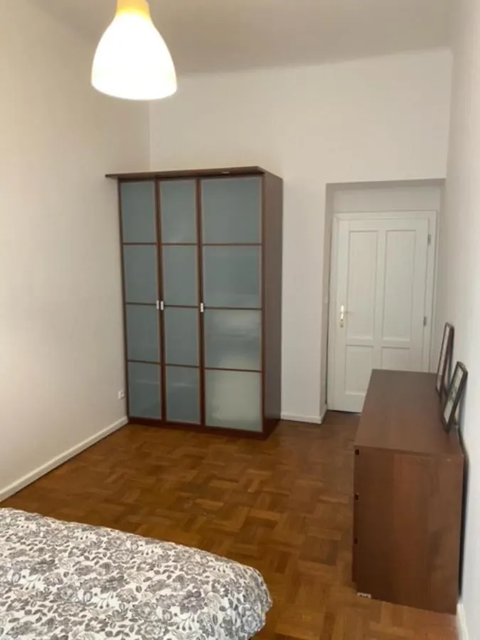 Large 3 Bedroom Family Apartment With Balcony Prague