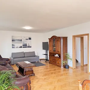Familyvilla, New 4 Luxury Big Apartments, Parking Apartmán